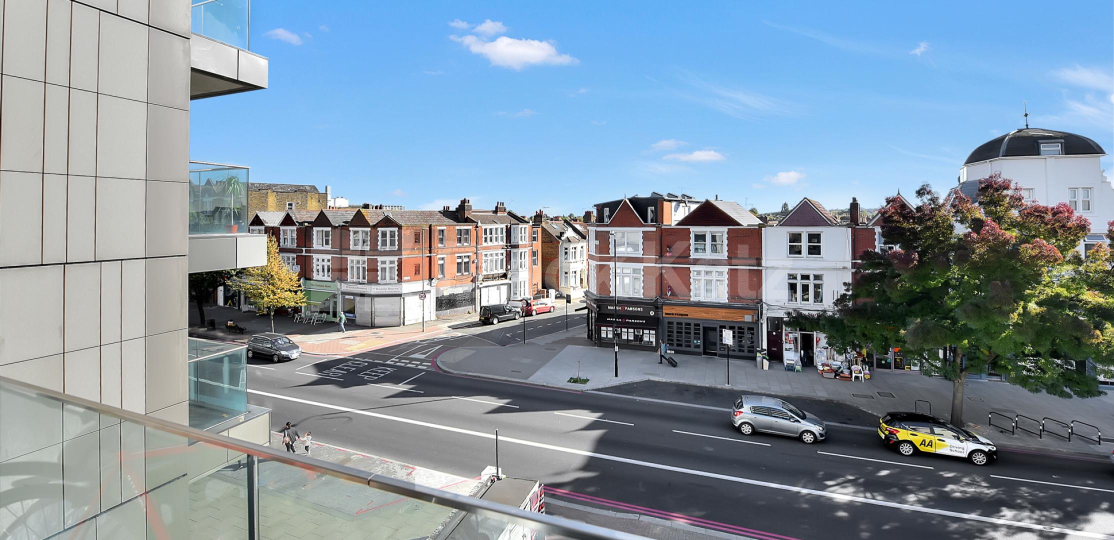 			LET, 2 Bedroom, 1 bath, 1 reception Apartment			 Qube Court. Balham Hill, Clapham South 